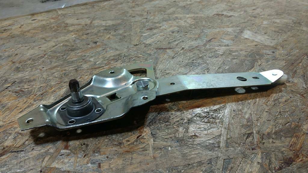 Kadett E Fensterheber hinten links neu original GM