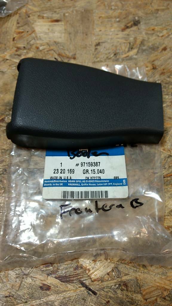 Original GM Opel Frontera B Abdeckung Halter Bodenblech NEU
