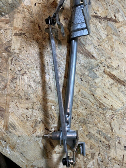 Original GM Opel Wischergestänge Astra F Caravan NEU