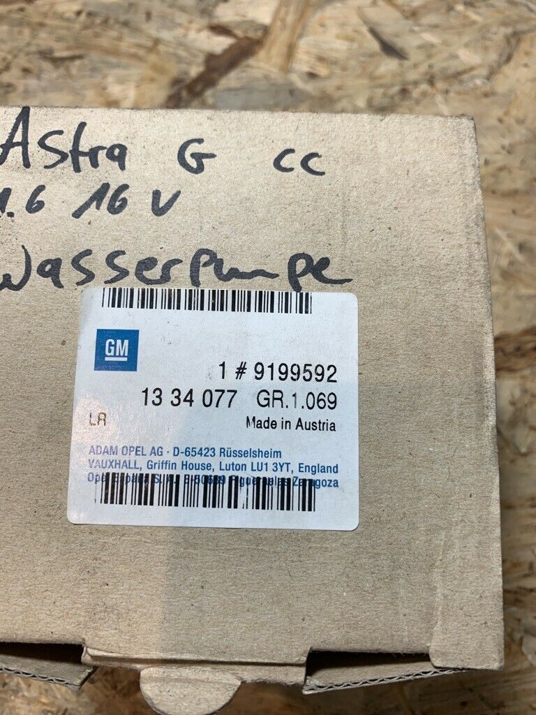 Original GM Opel Astra G CC 1.6 16v Wasserpumpe NEU