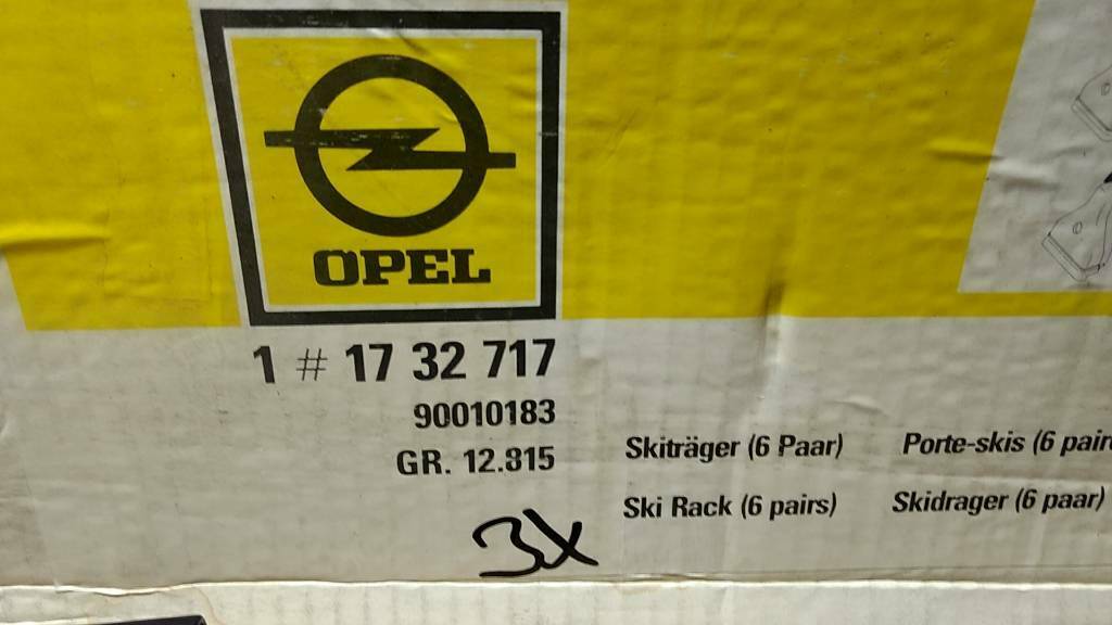 Original GM Opel Vectra A Ski-Träger-Set abschließbar NEU