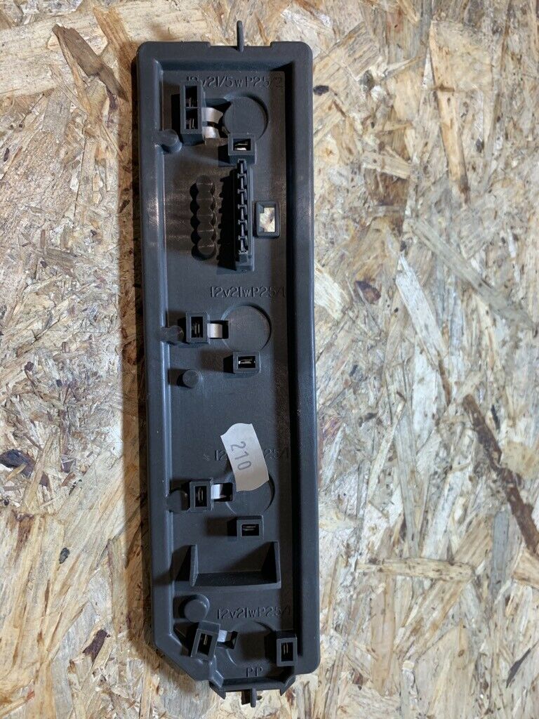 Original GM Opel Kadett E Combo Lampenträger links Rückenleuchte NEU