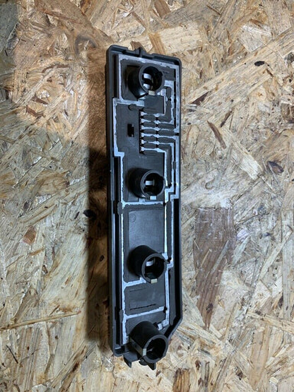 Original GM Opel Kadett E Combo Lampenträger links Rückenleuchte NEU