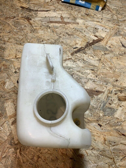 Original GM Opel Kadett E Wischwasserbehälter NEU