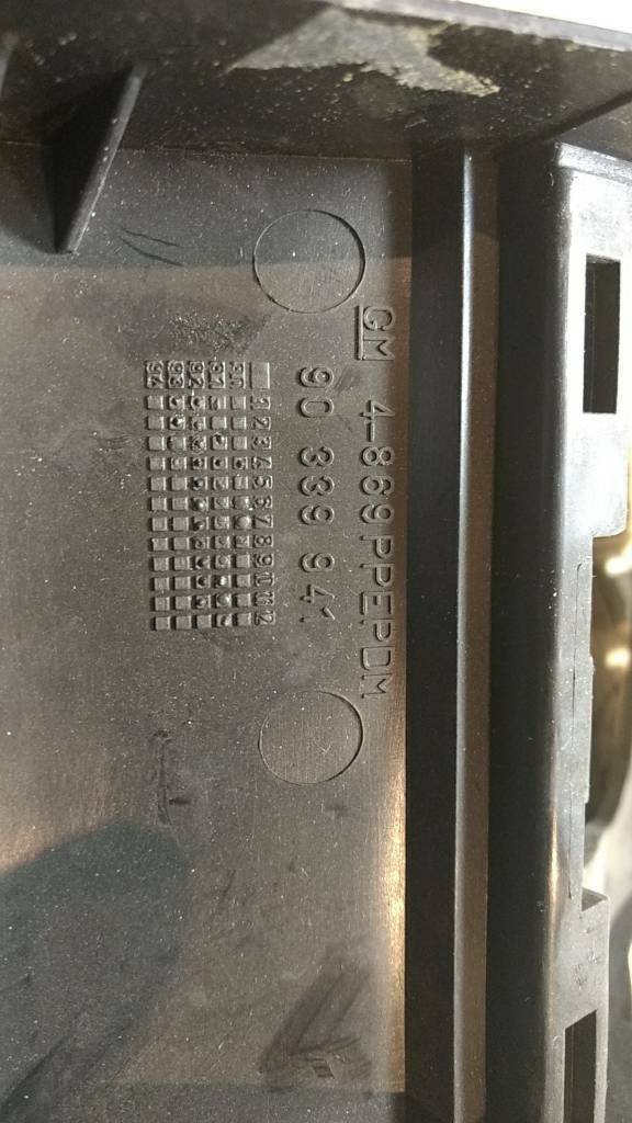 Original GM Opel Blende Kappe Omega A NEU