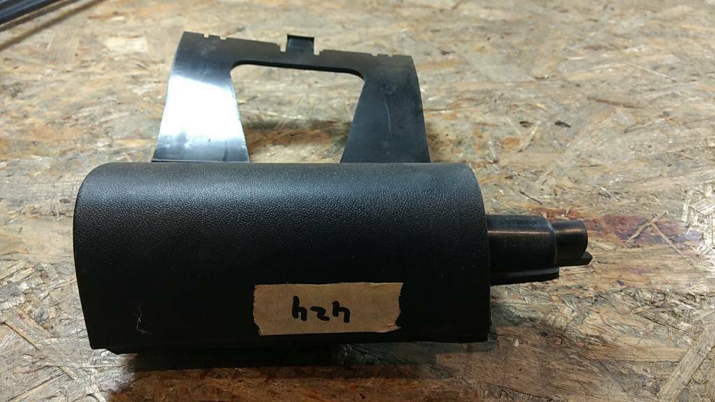 Original GM Opel Blende Kappe Omega A NEU