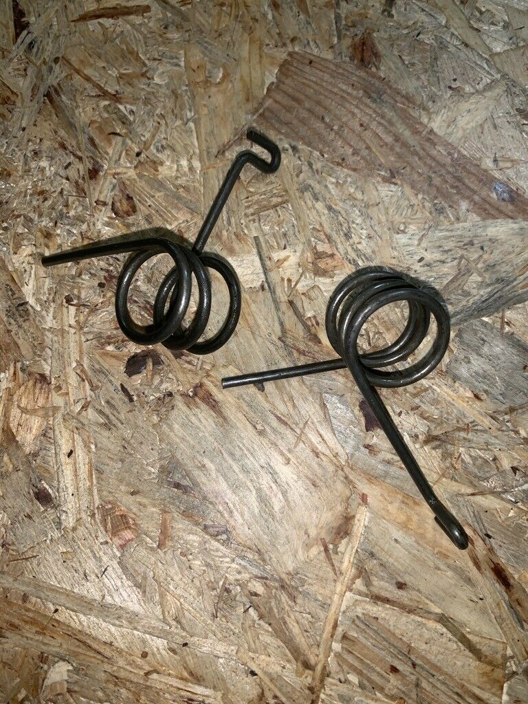 Original GM Opel Corsa A Kupplungspedal Rückholfeder NEU