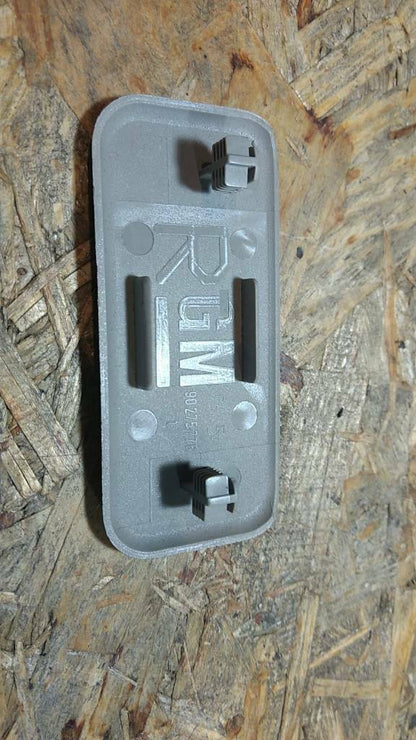Original GM Opel Omega A Fangnetzbefestigung NEU