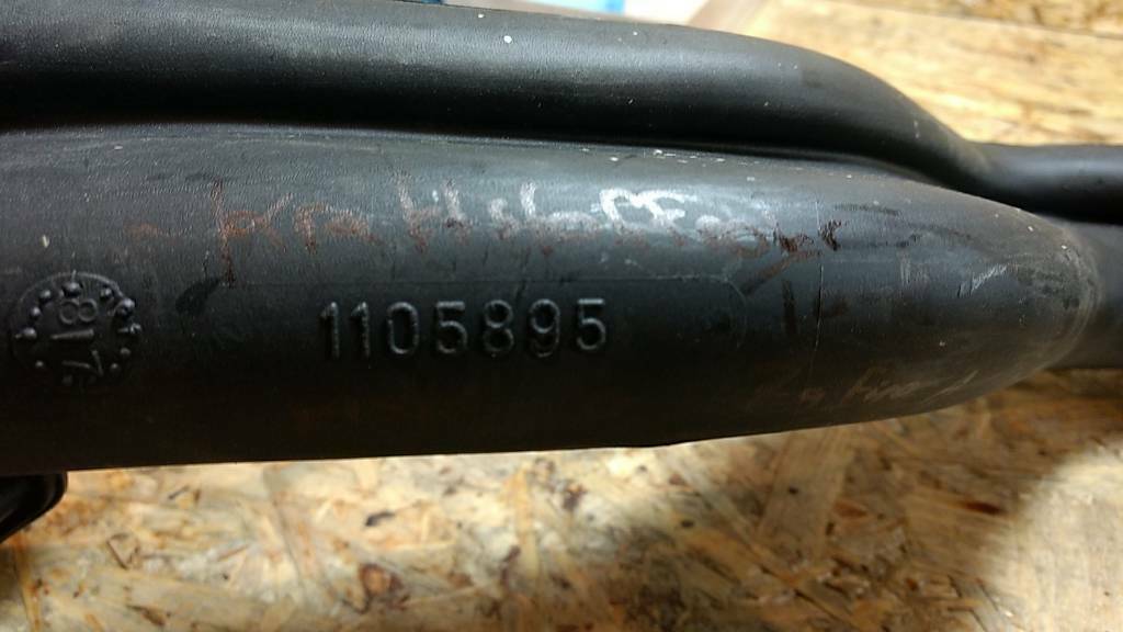 Original GM Opel Kadett E Kraftstoffrohr Tank NEU