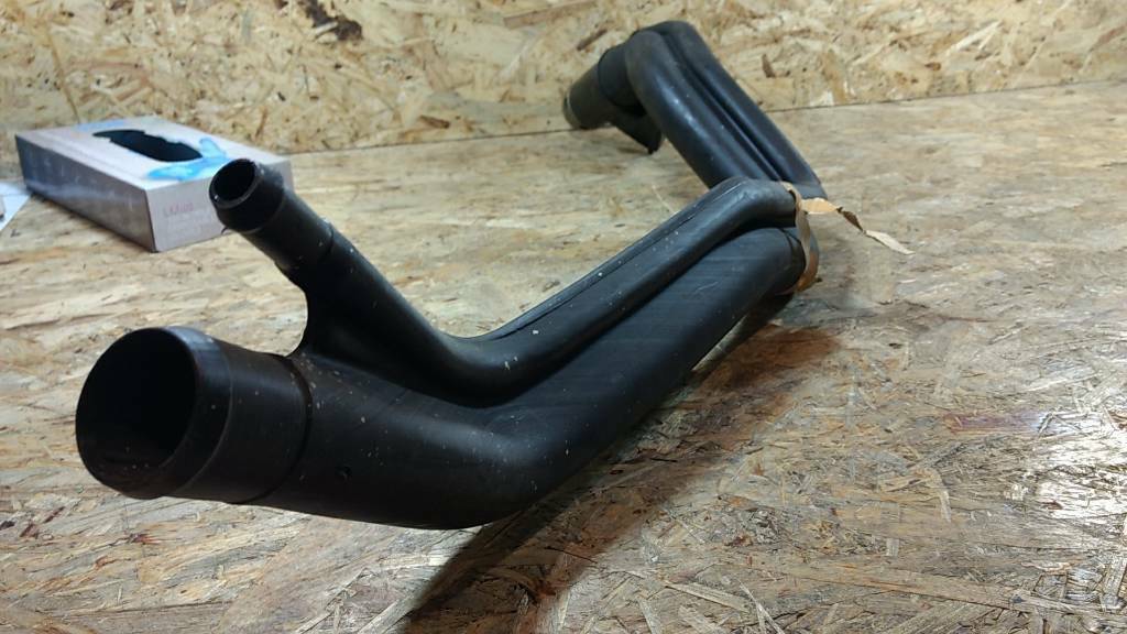 Original GM Opel Kadett E Kraftstoffrohr Tank NEU