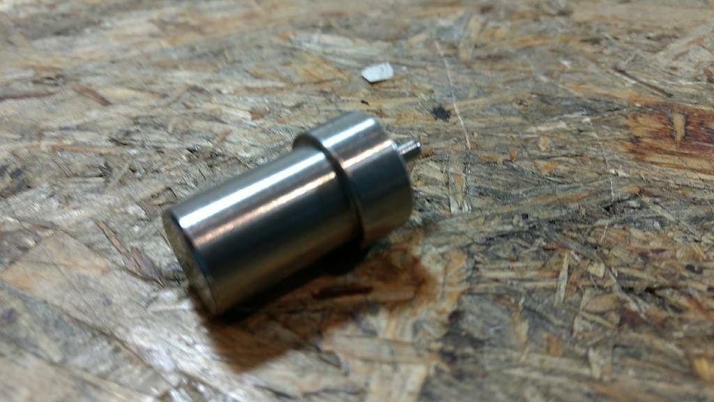 Original Bosch Opel Einspritzdüse / Zapfendüse Kadett E T85 NEU