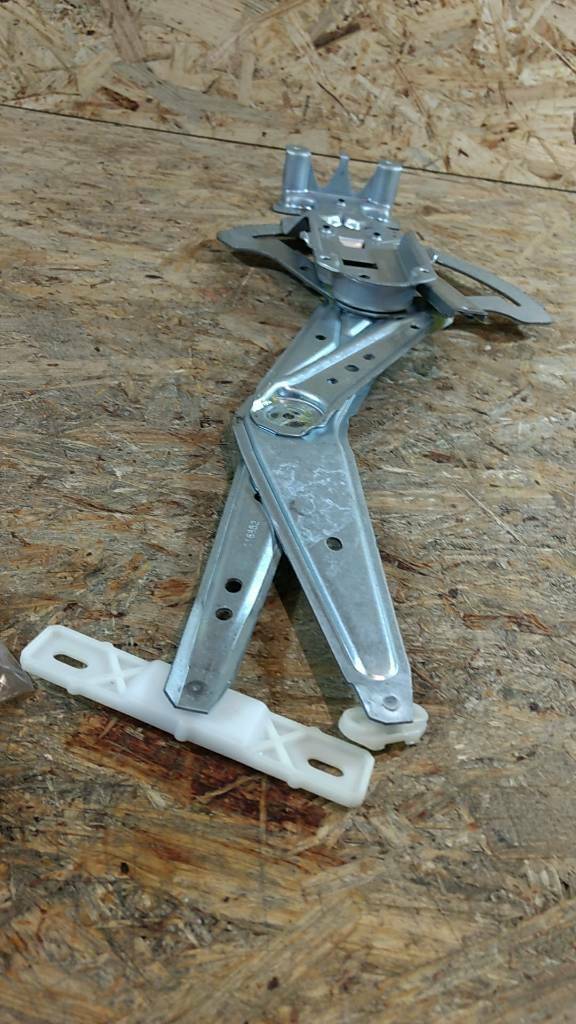 Original GM Opel Meriva Fensterheber vorne rechts NEU