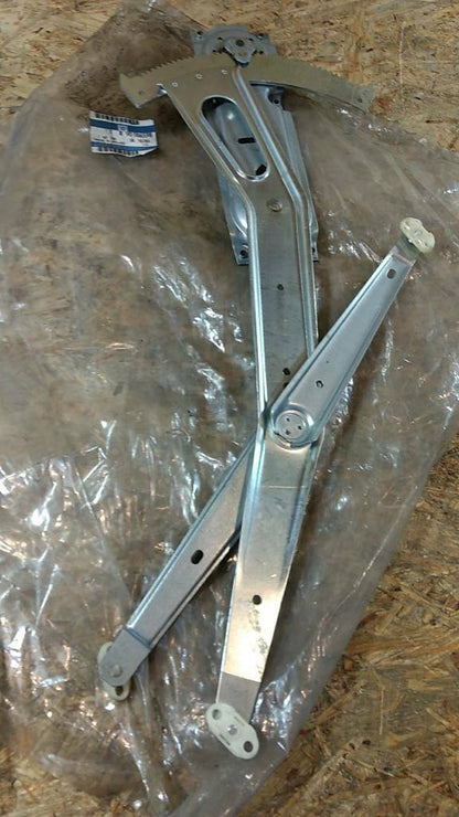 Original GM Opel Fensterheber v.r manuell Kadett E NEU