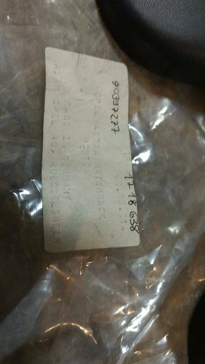 Astra Hatchback Schmutzfänger hinten original GM Opel NEU