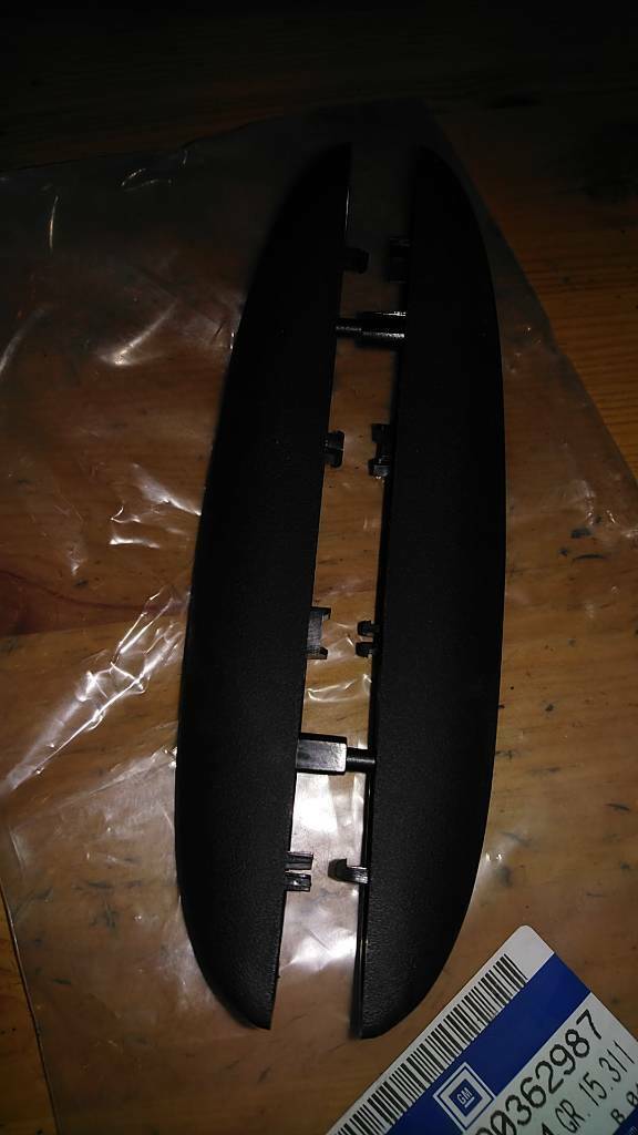 Vectra B Caravan Kofferraum Rollo Griff neu Original GM