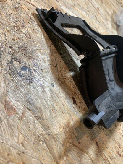 Omega A Heckstoßstange Abdeckung  Original GM Opel Neu