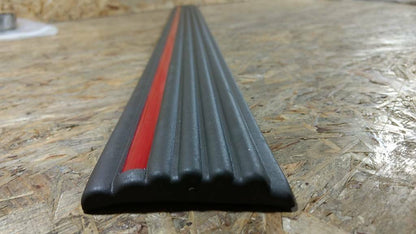 Ascona C 2-Türer Zierleiste Seitenwand l. original GM Opel NEU