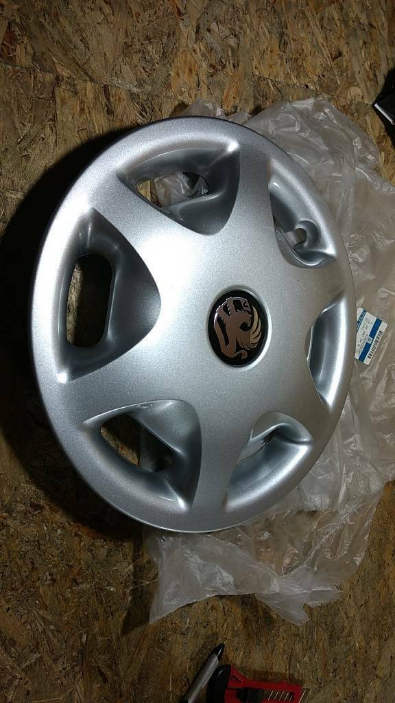 Vectra B Radkappe mit Vauxhall Emblem original GM NEU