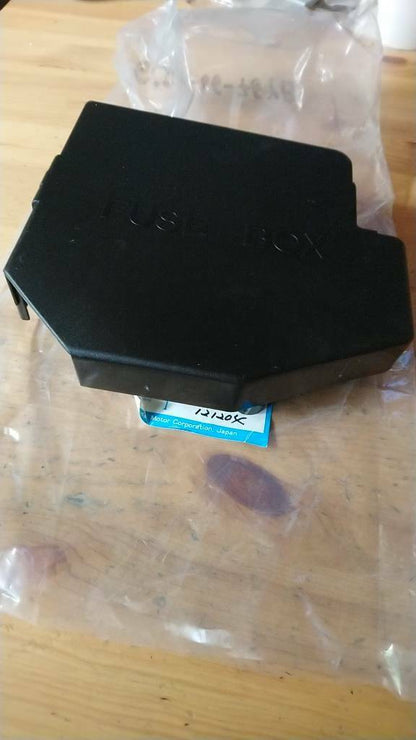 Mazda oldtimer youngtimer Sicherrungskasten Abdeckung neu