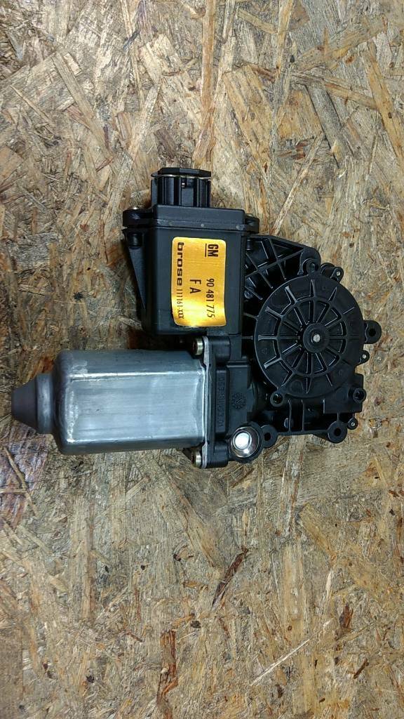 Corsa A Tigra B Fensterhebermotor v.l original GM Opel NEU