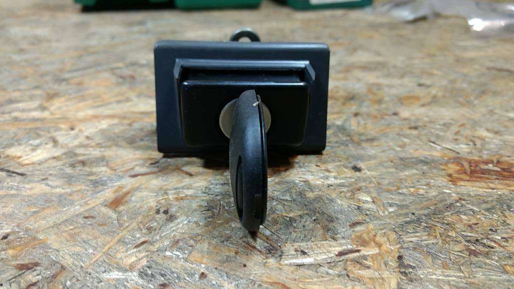 Original GM Opel Astra TwinTop CabrioSchloss Kofferraum NEU