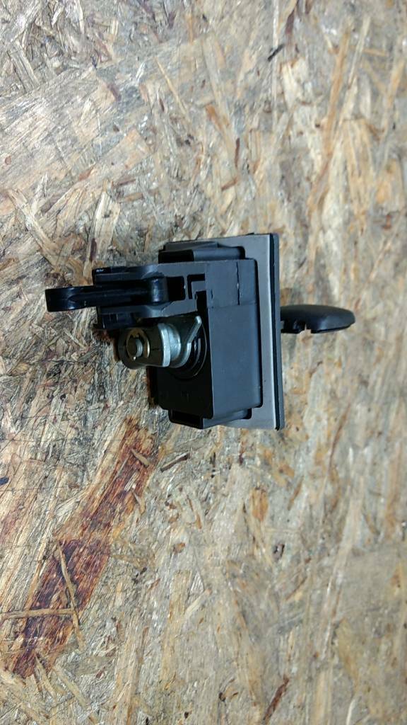 Original GM Opel Astra TwinTop CabrioSchloss Kofferraum NEU