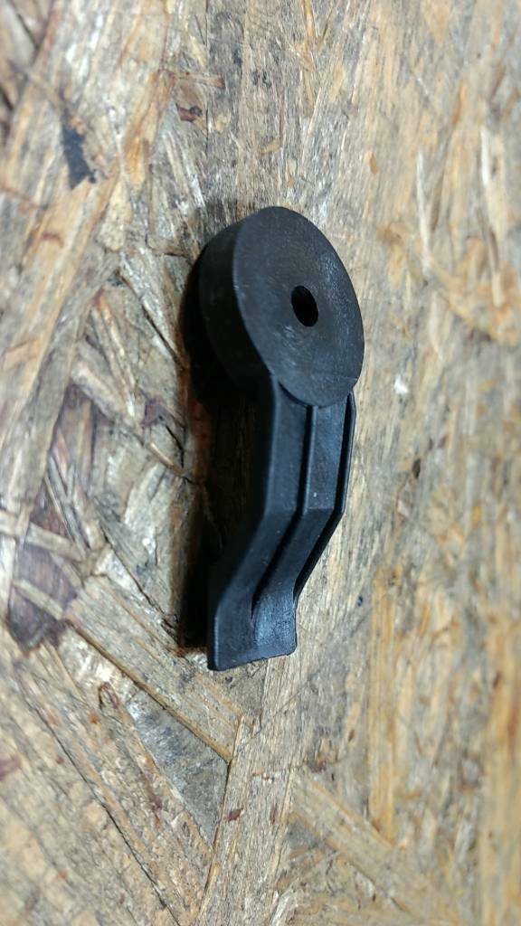 Opel Omega B Verkleidung Seitenwand Kofferraum original GM NEU