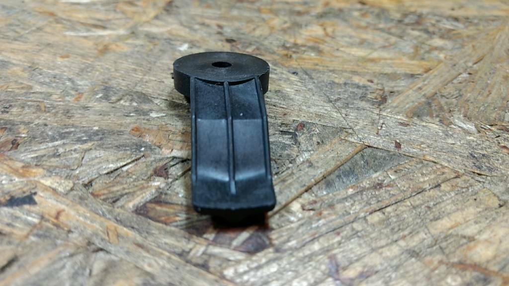 Opel Omega B Verkleidung Seitenwand Kofferraum original GM NEU