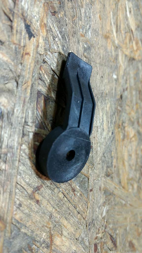 Opel Omega B Verkleidung Seitenwand Kofferraum original GM NEU