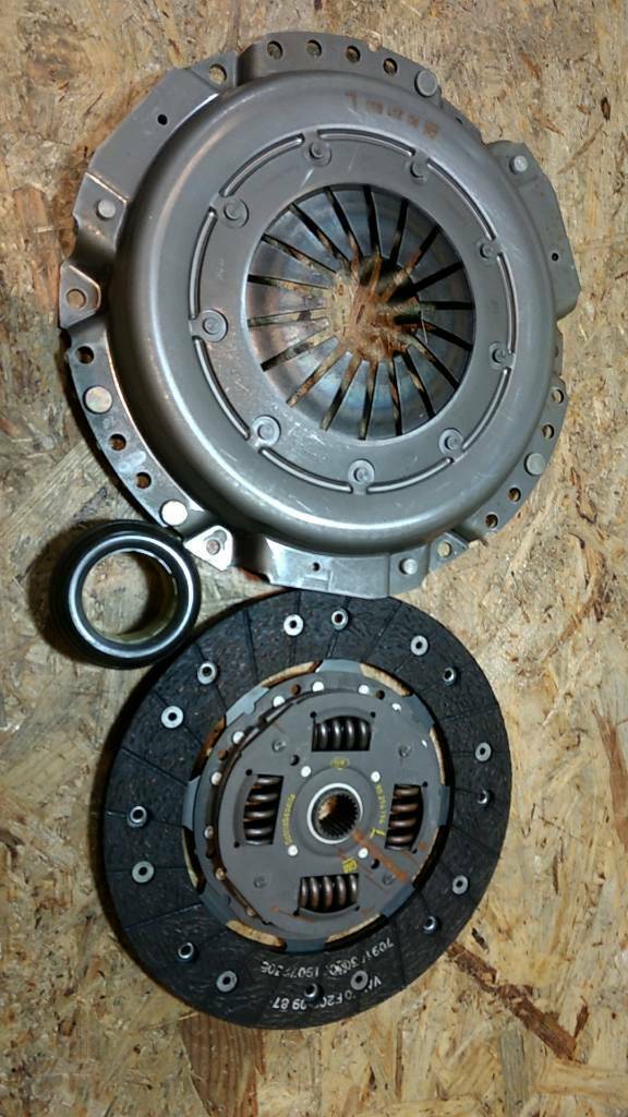 Kadett D / E Ascona C Kupplungssatz original GM Opel NEU
