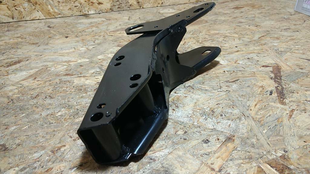 Kadett E Motorhalter vorne rechts original GM Opel Neu