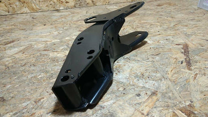 Kadett E Motorhalter vorne rechts original GM Opel Neu