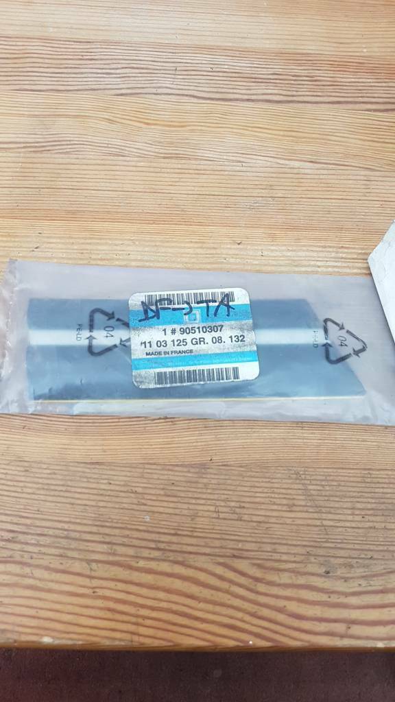 Original Opel Astra F Zierleiste Kotflügel vorne Links NEU