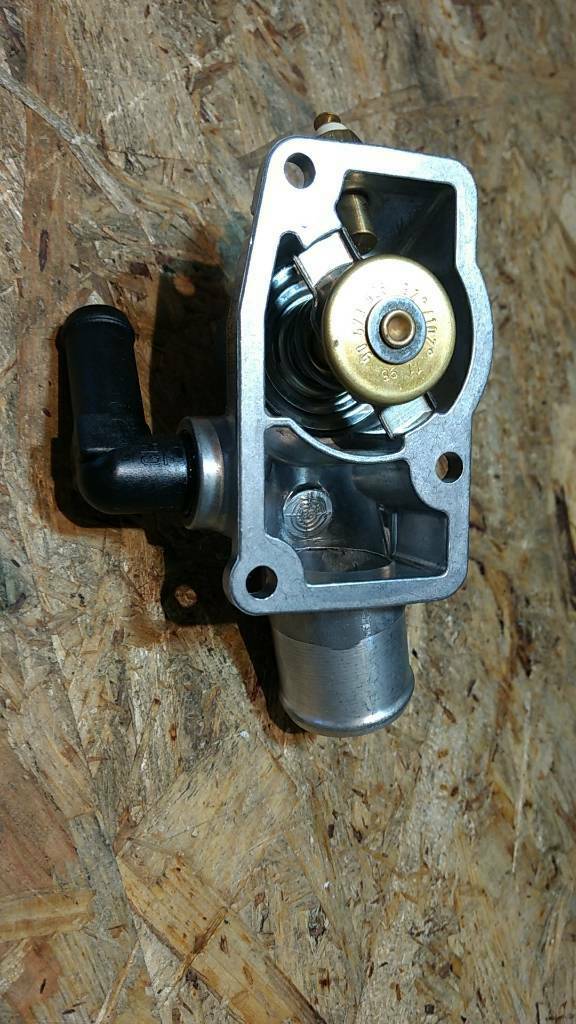 Vectra B Limousine Kühlmittelsensor original GM Opel NEU