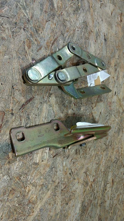 Omega Motorhaubenscharnier-Satz LH / RH original GM Opel NEU