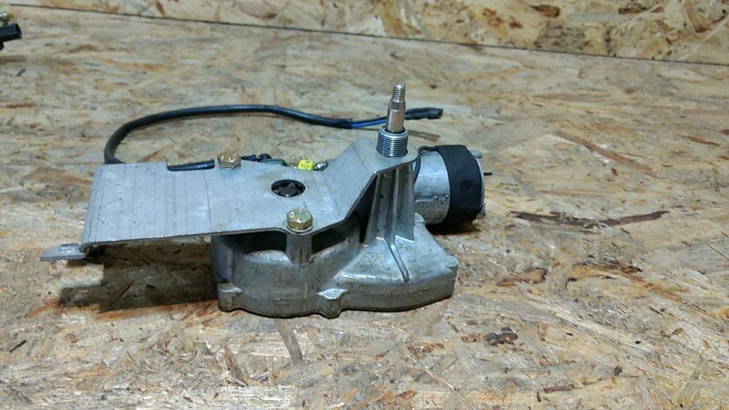 Kadett D Wischermotor Heckscheibe original GM Opel NEU