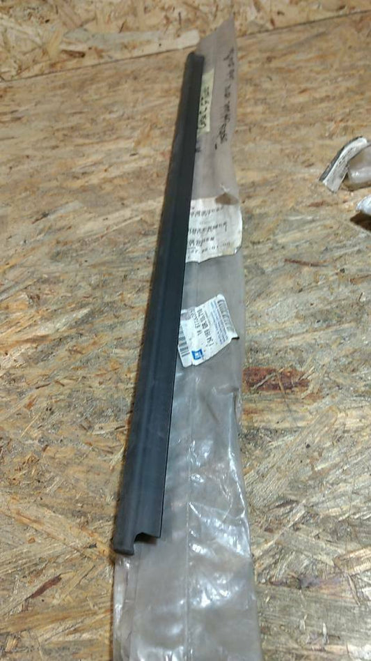 Corsa C Fensterschachtleiste v.l außen original GM Opel NEU
