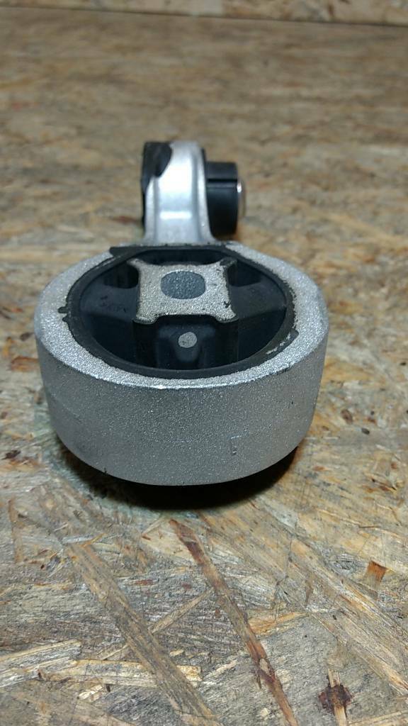 Vivaro Motorhalter original GM Opel NEU