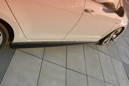 Seitenschweller Ansatz für VW GOLF 7 GTI PREFACE/FACELIFT (breit) Carbon Look