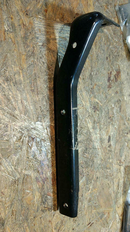 Manta B Halter Stoßstange vorne links original GM Opel Neu