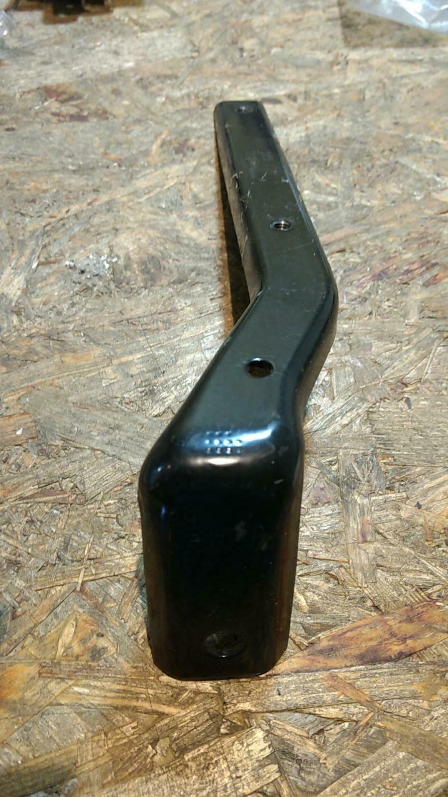 Manta B Halter Stoßstange vorne links original GM Opel Neu