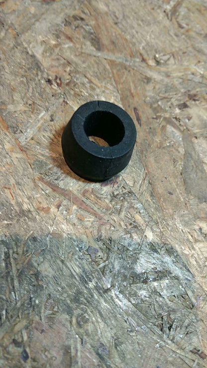 Frontera A Stoßdämpferbuchse hinten original GM Opel NEU