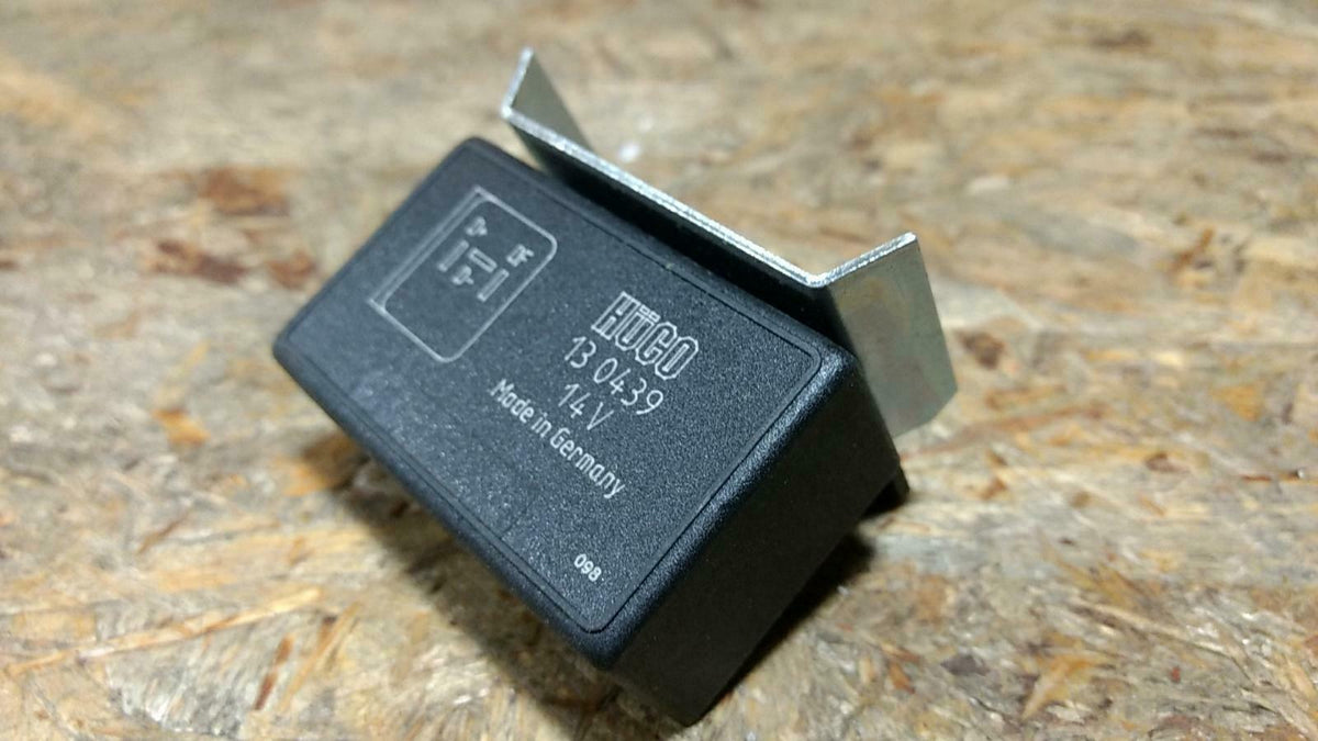 Citroën Fiat Peugeot Talbot Generatorregler original Hüco NEU