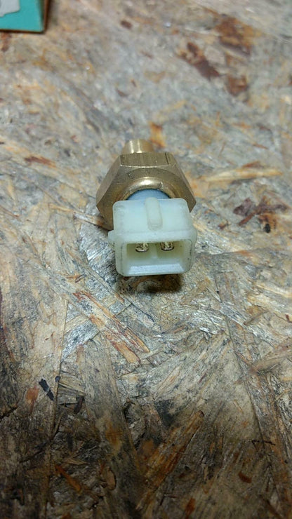 Opel Movano A Sensor Kühlmitteltemperatur original FAE NEU