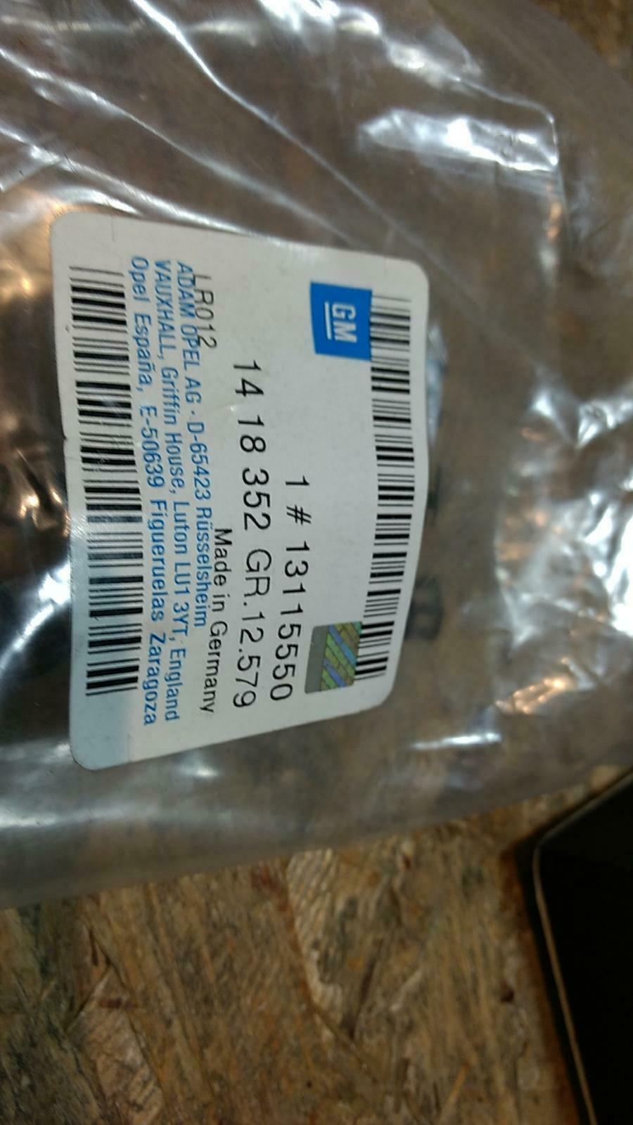 Opel Astra G Distanzplatte Halter Ersatzradbefestigung original GM NEU