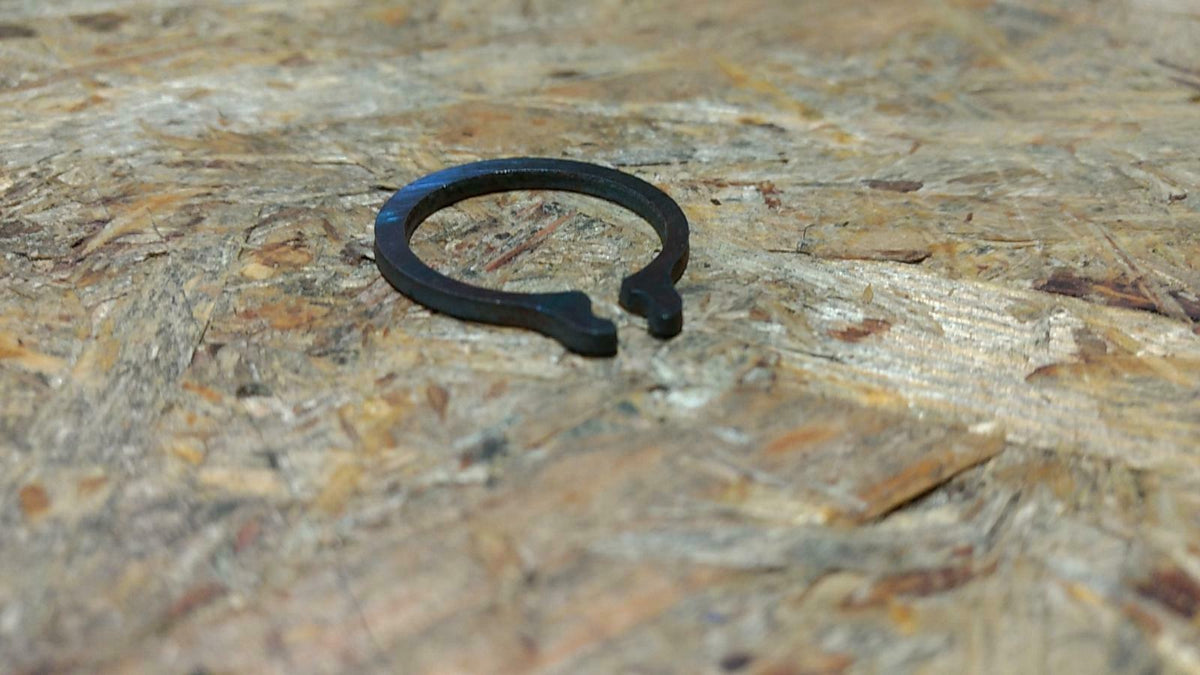 Corsa C Sicherungsring an Hauptwelle original GM Opel NEU