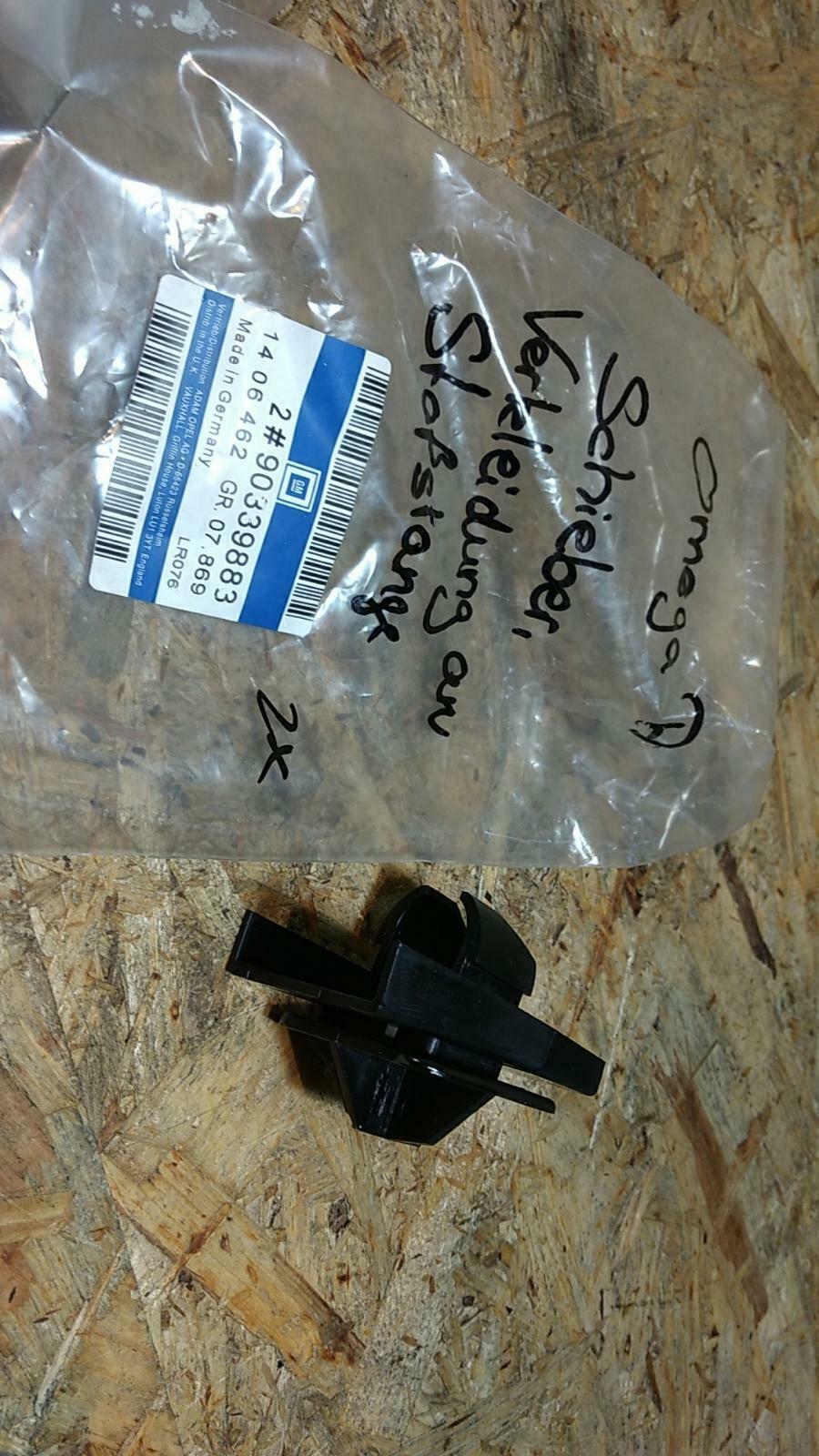 Omega A Schieber Verkleidung an Stoßstange Original  GM Opel Neu