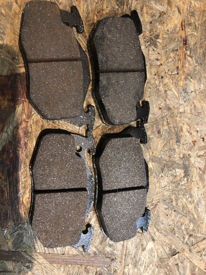 Peugeot 205  /  309  Renault Clio Bremsbeläge Neu
