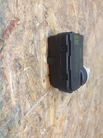 Signum Vectra C Stellmotor Leuchtweitenregulierung original GM Opel NEU