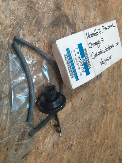 Kadett E Ascona C Omega A Unterdruckdose an Vergaser original GM Opel NEU